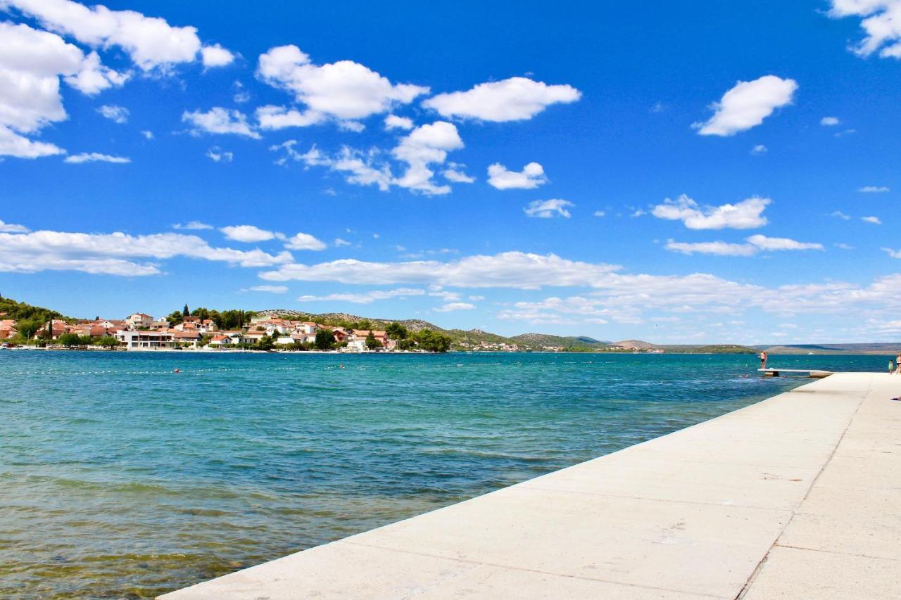 Apartments With A Parking Space Bilice, Krka - 13545 Шибеник Экстерьер фото