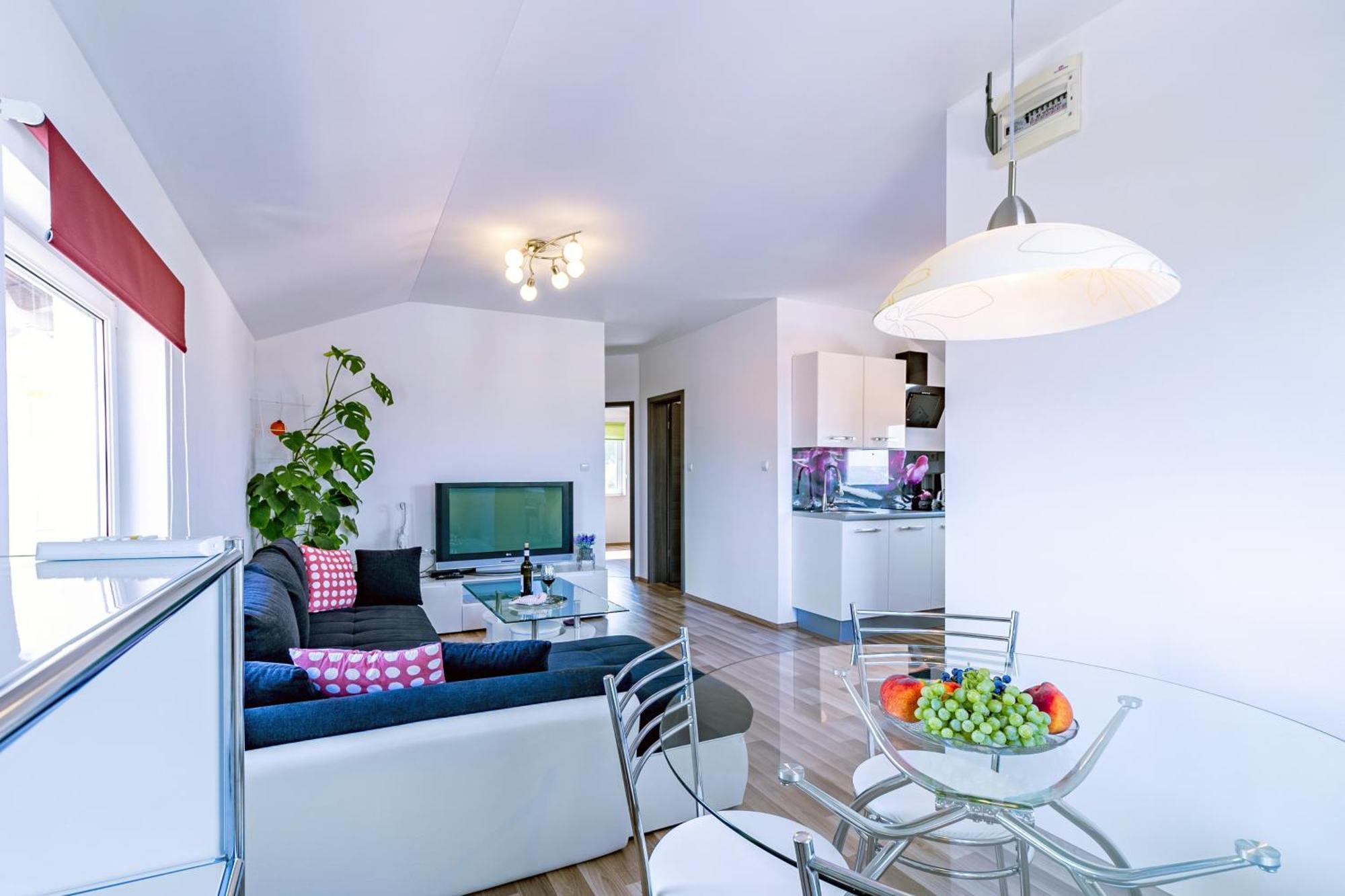 Apartments With A Parking Space Bilice, Krka - 13545 Шибеник Экстерьер фото